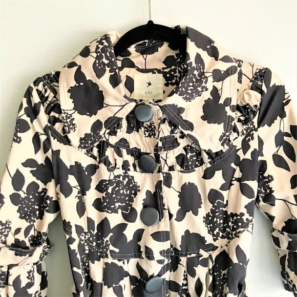 Forever Twentyone Frilly Trench Coat - Picture 5 of 5